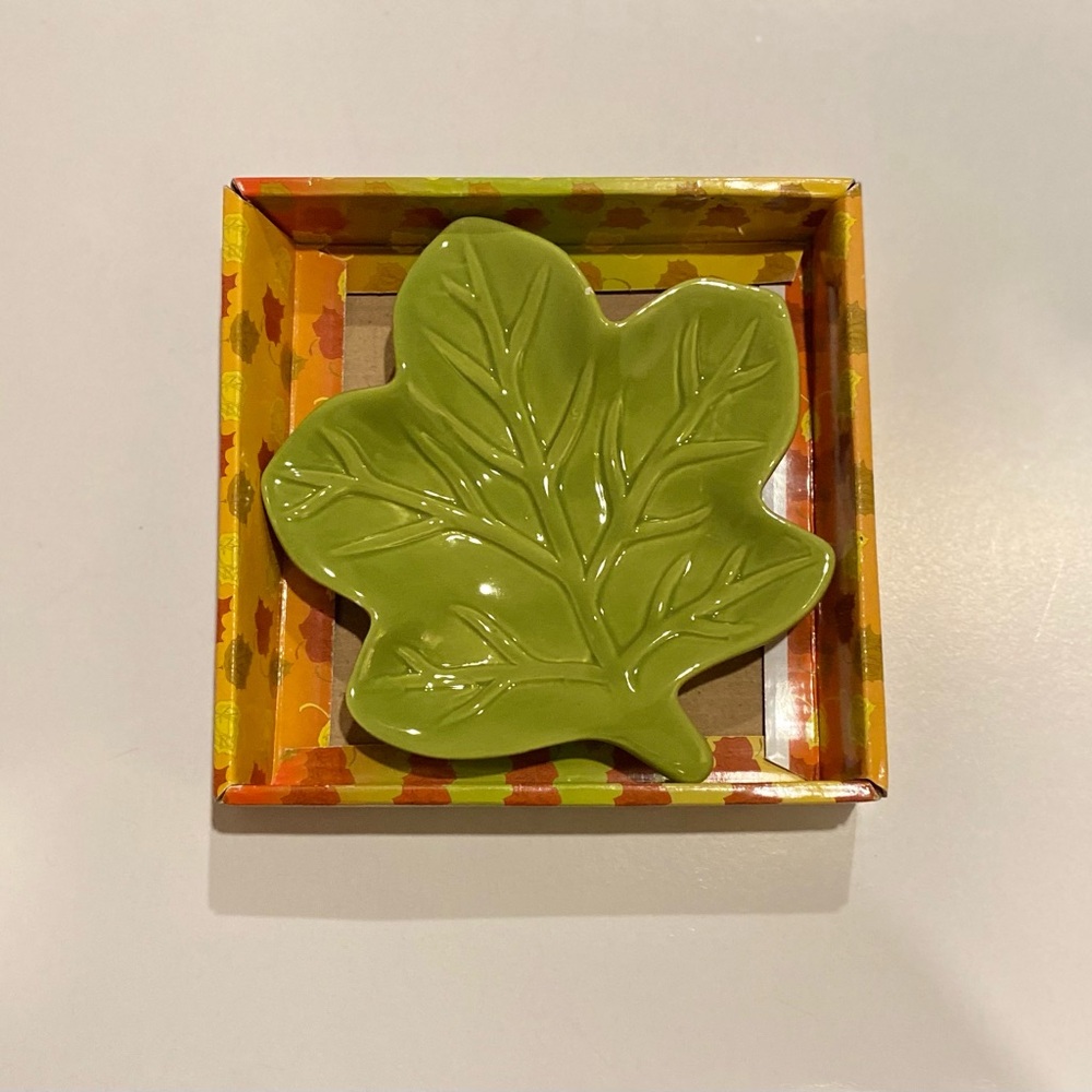 Decorative Leaf Trinket Dish